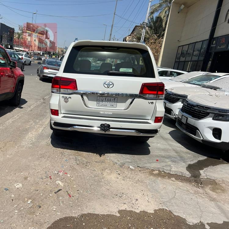 تويوتا لاندكروزر